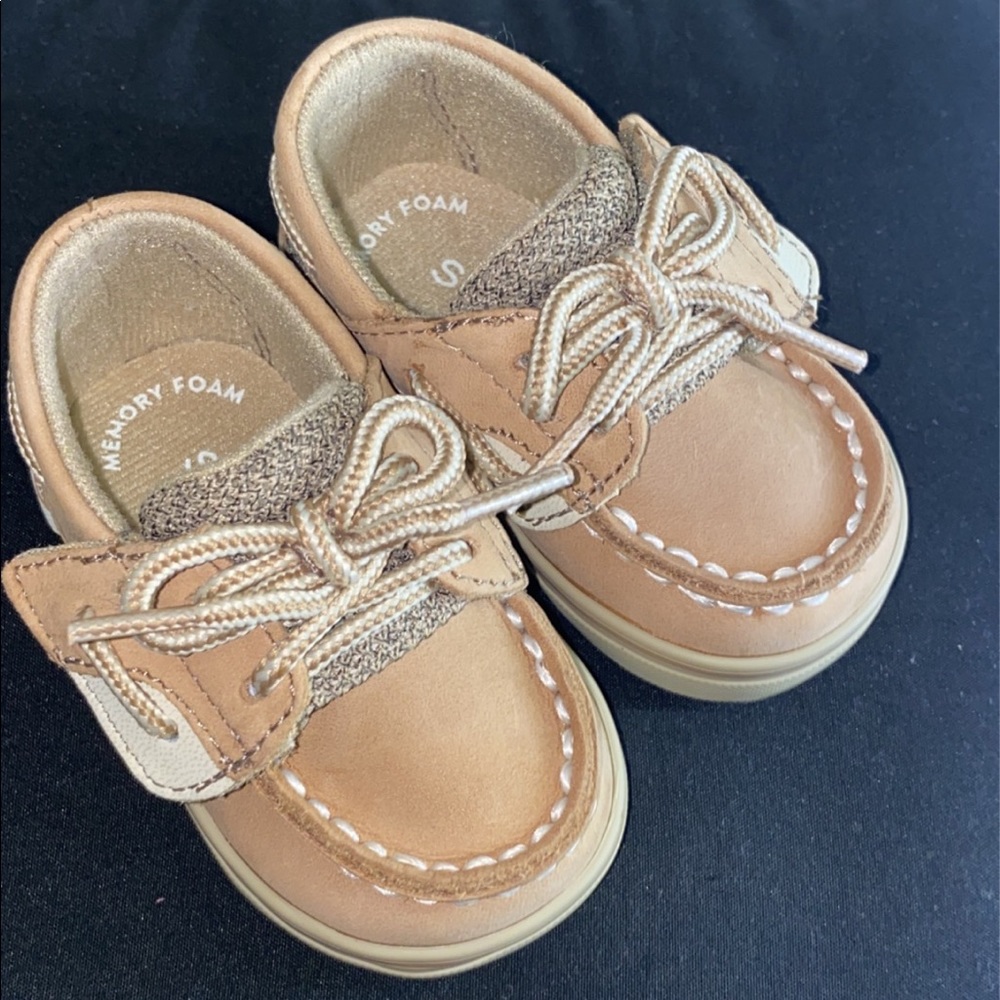 Baby Sperrys size 1